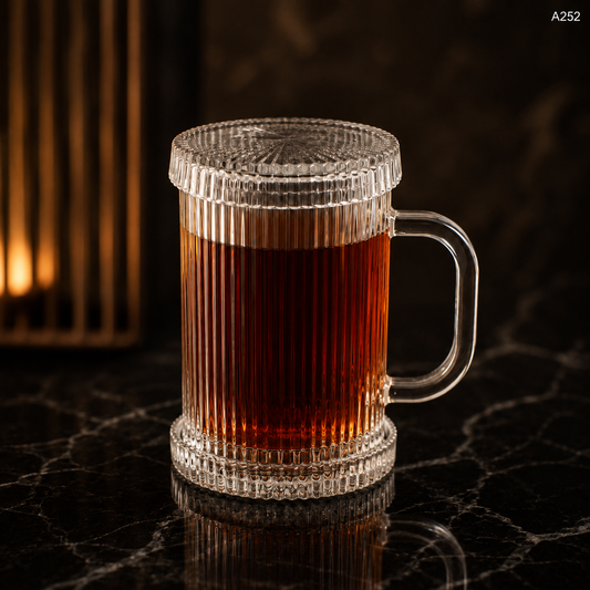 A252 elegant coffee cup with glass lid lifestyle