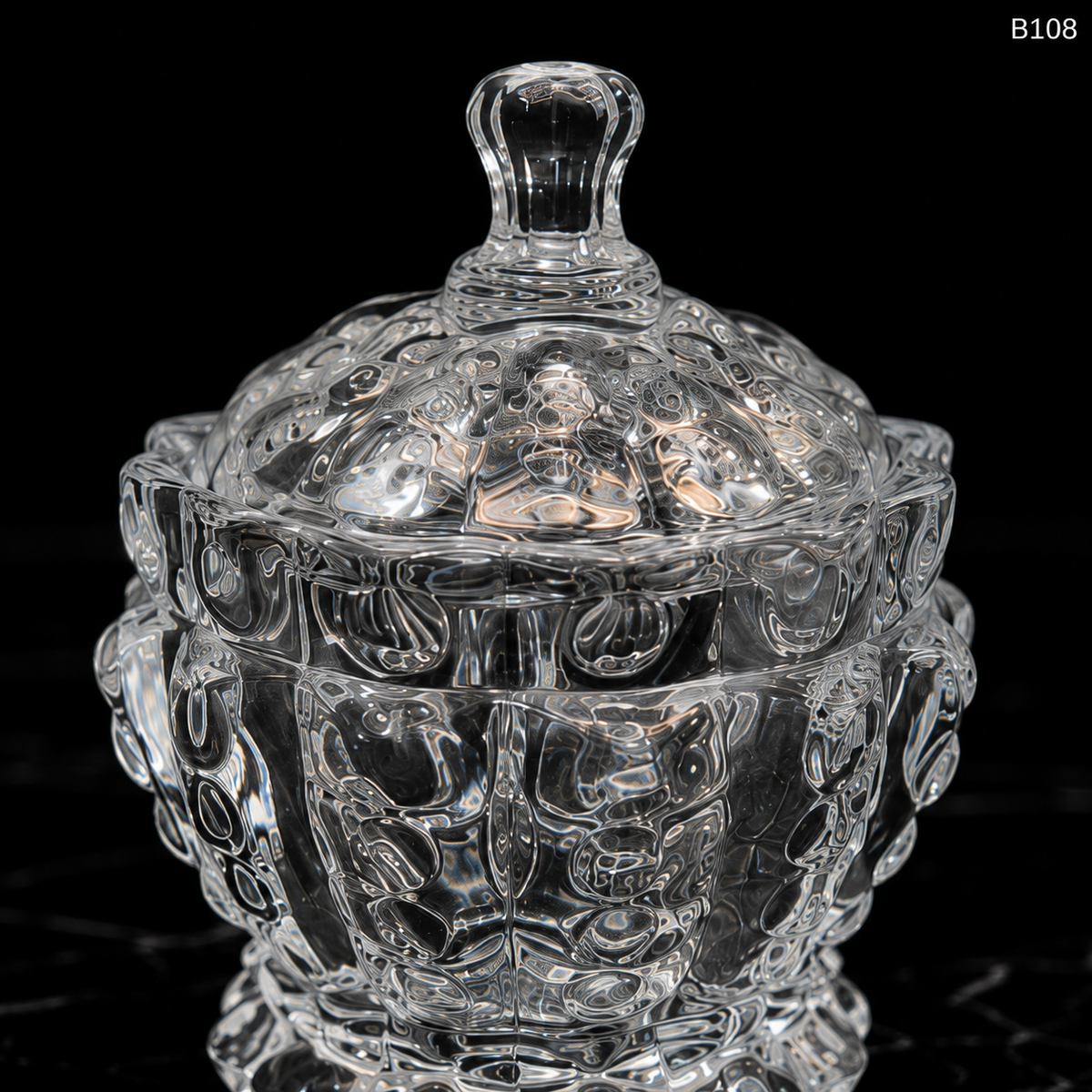 B108 crystal lid close-up