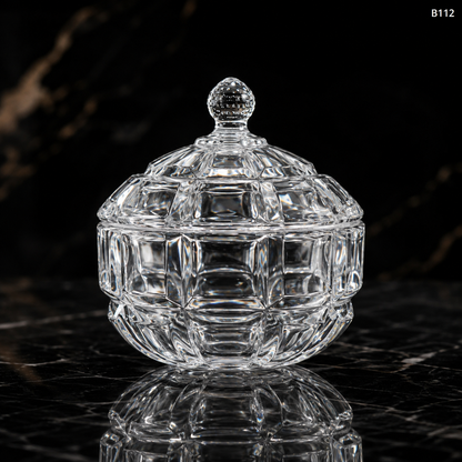B112 crystal faceting close-up