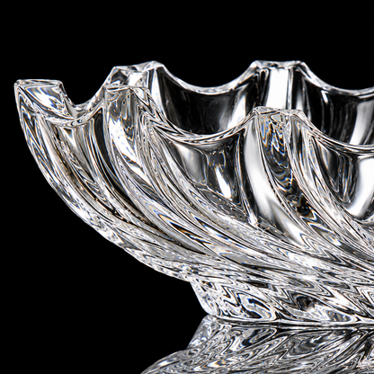 Crystal swirl fruit bowl detail