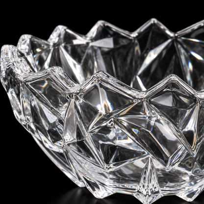 B-505 bowl jagged rim close-up