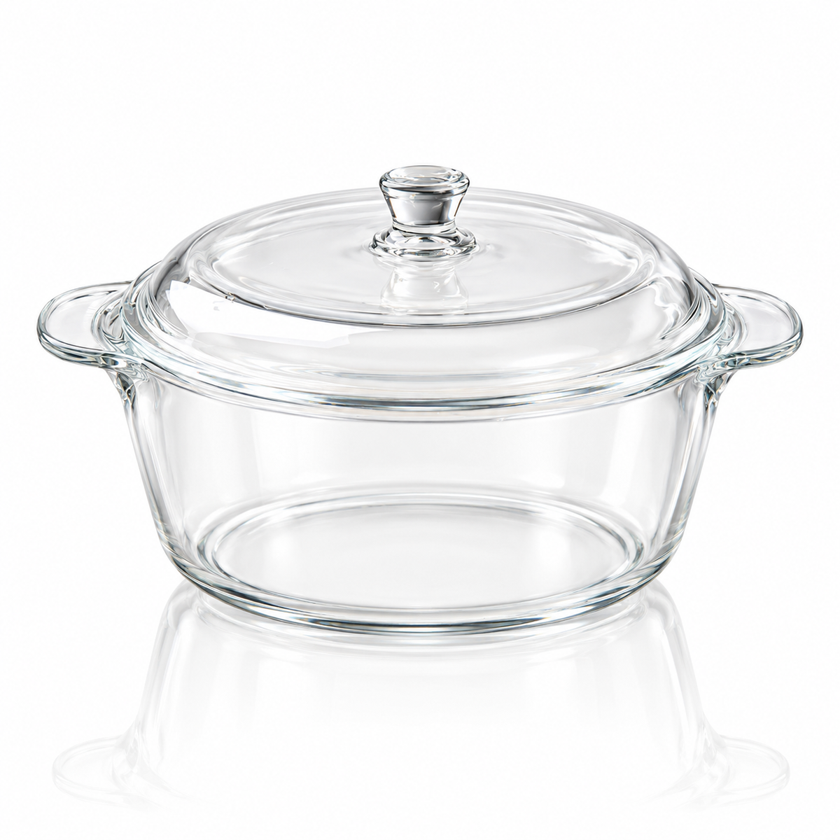 Tempered glass casserole 2.5 L with lid on white