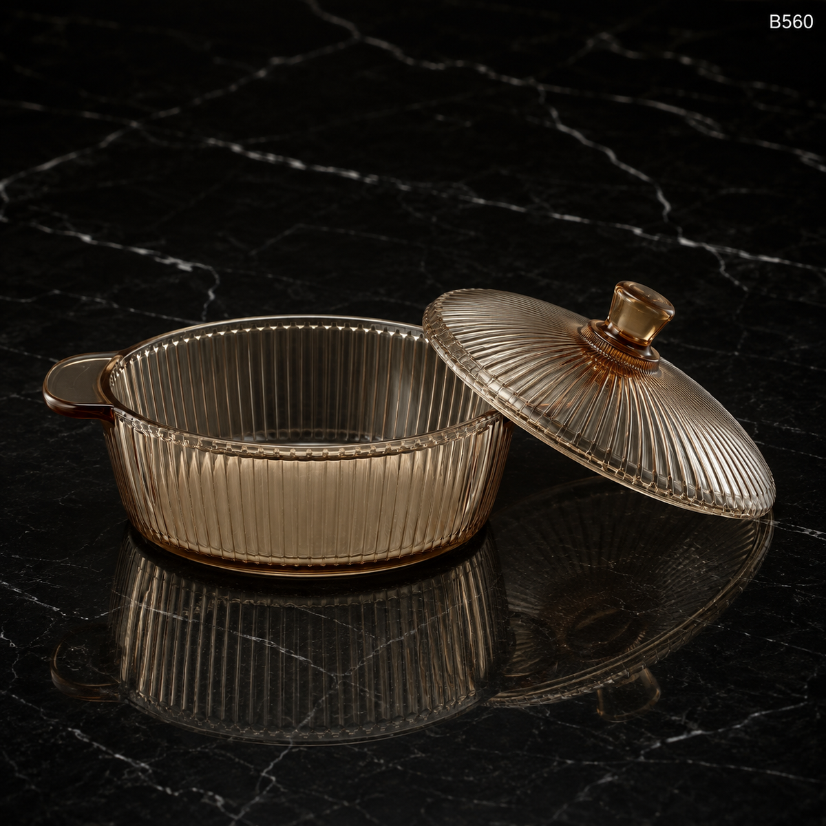 B560 tempered glass casserole open use-case image