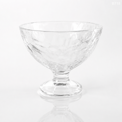 B718 white background view