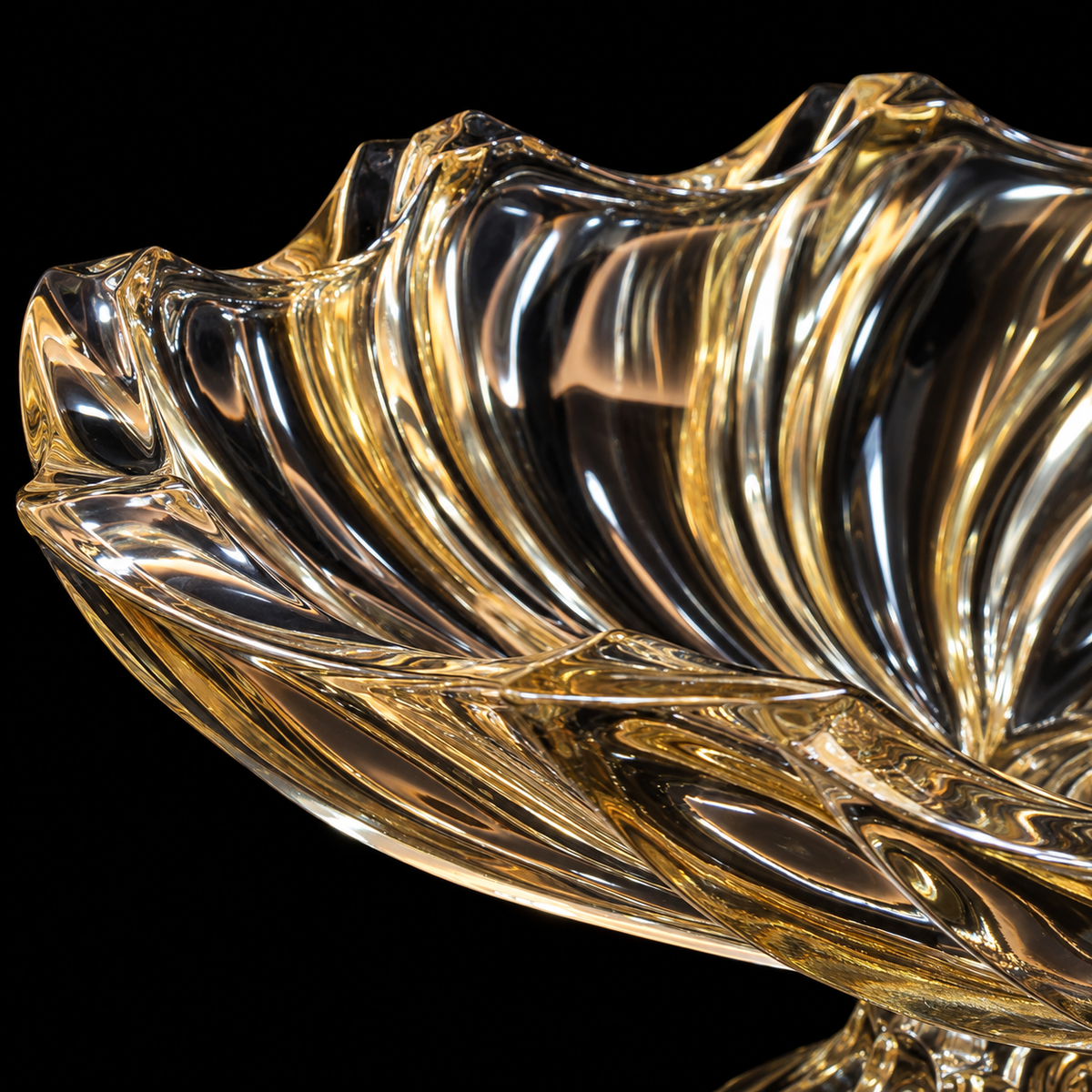 Close-up of the gold swirl ribs