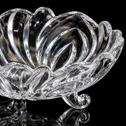 B-901 petal rim and scroll foot close-up