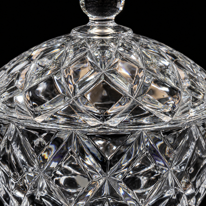 B-904 candy bowl diamond cut close-up