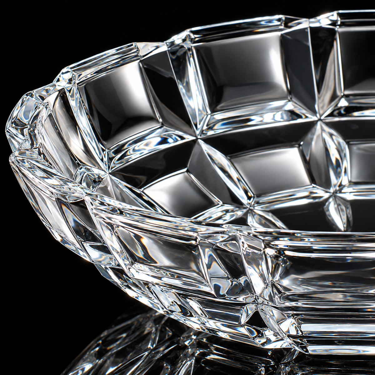 Crystal paneled fruit bowl detail