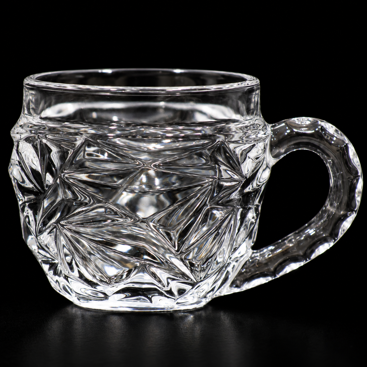 Close-up of the starburst cut and notched handle