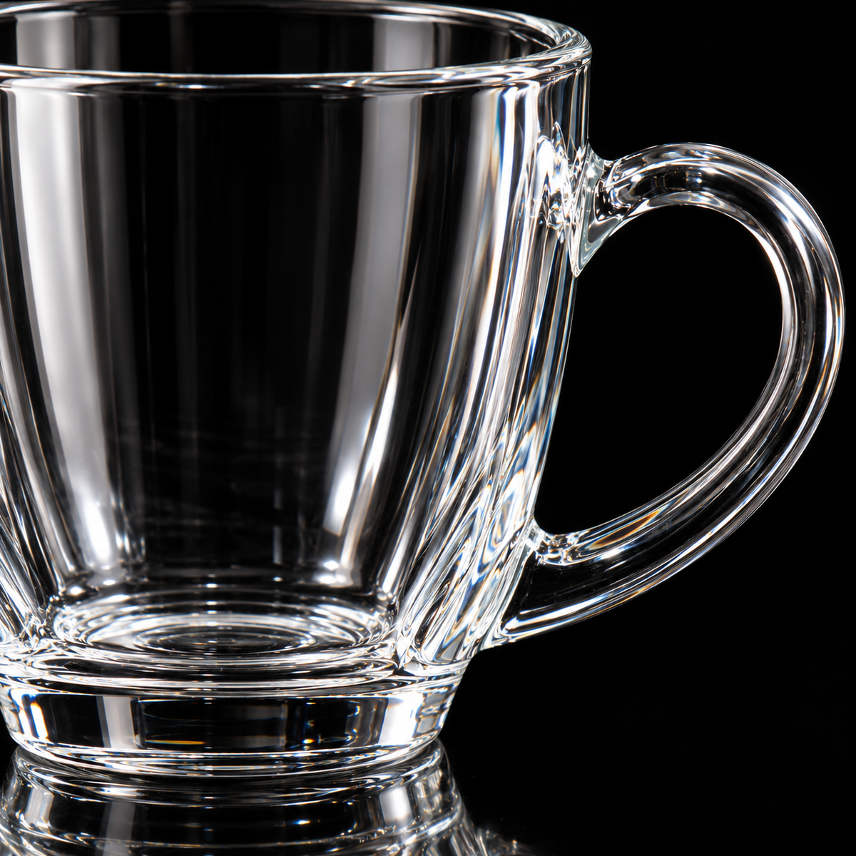 Tea Cup with Handle detail