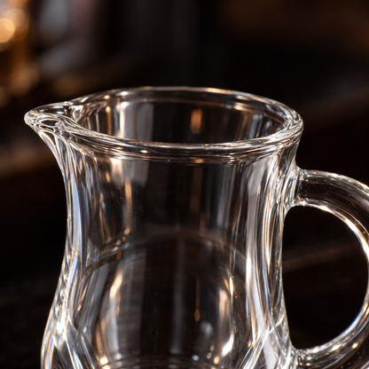 Close-up of C-130 glass rim, pouring lip and handle