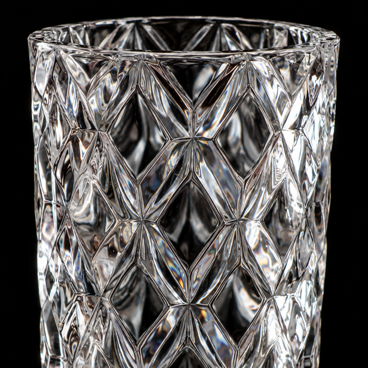 Crystal diamond-cut flower vase detail