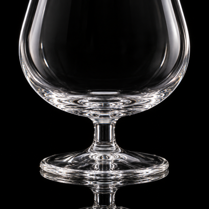 Close-up of snifter bowl, stem and foot