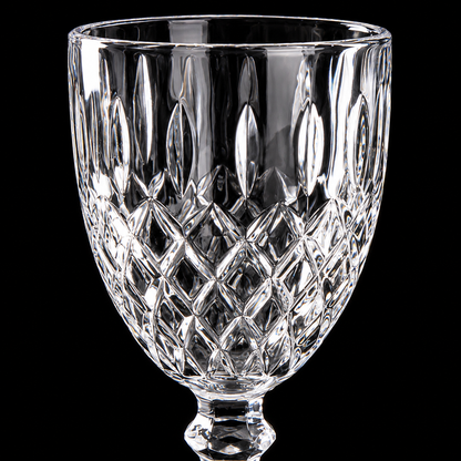 Close-up of the diamond cut pattern