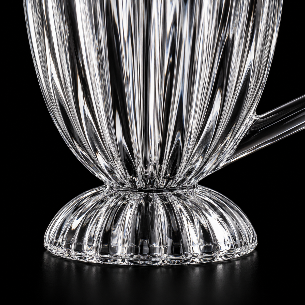 J-810 ribbed pedestal foot close-up