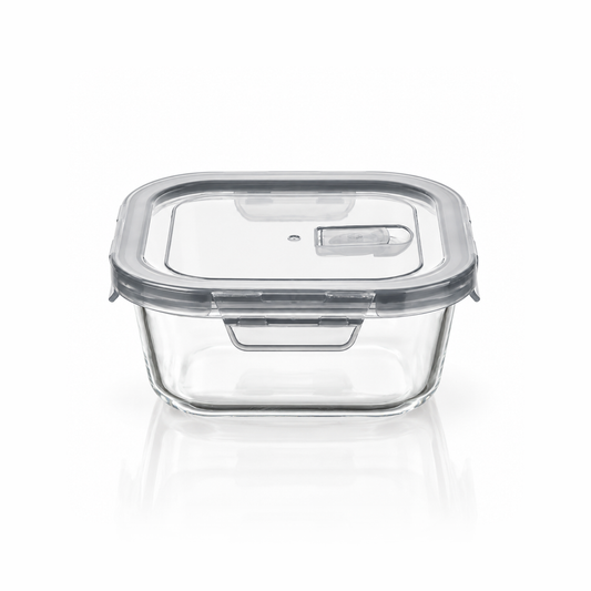 K-128 square glass food storage container 500 ml with clip lid on white
