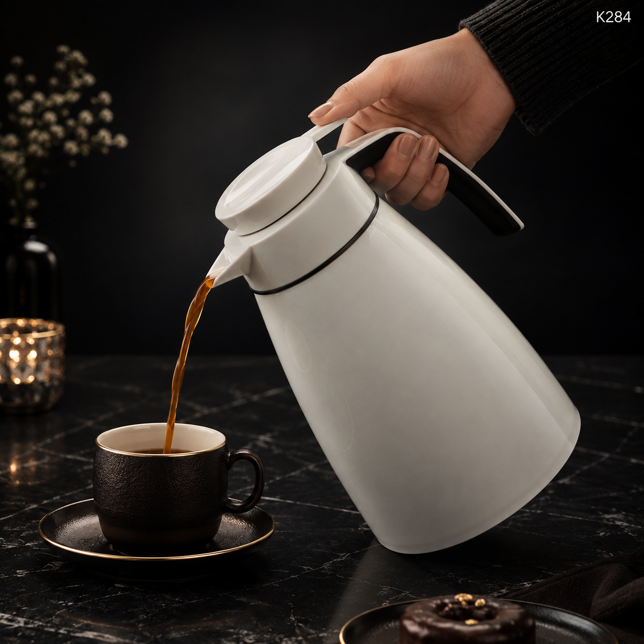 K284 ice cream white carafe dimension infographic