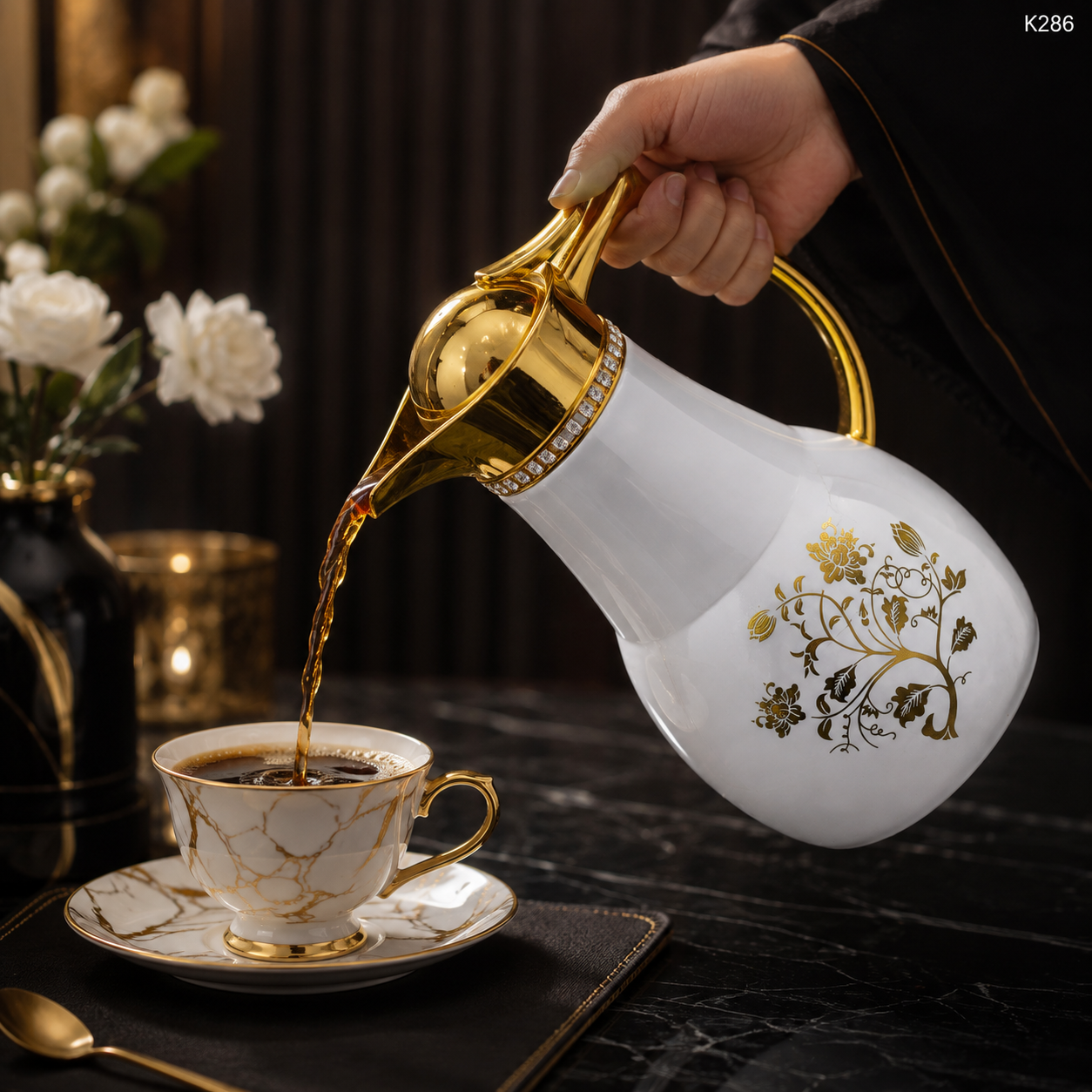 K286 white gold carafe serving use case image