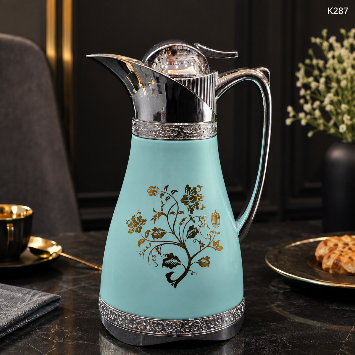 K287 carafe lifestyle image