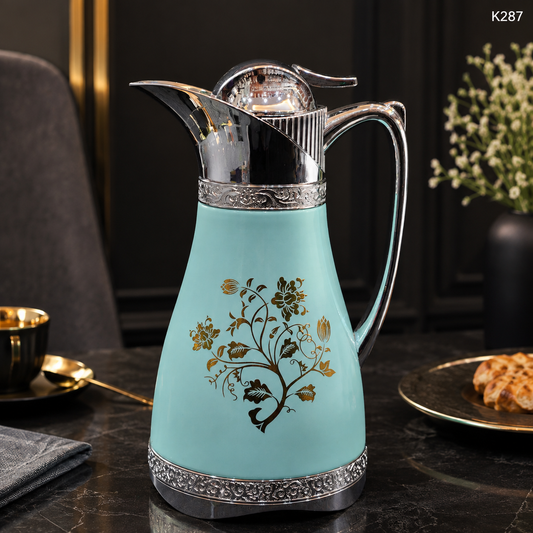 K287 carafe lifestyle image