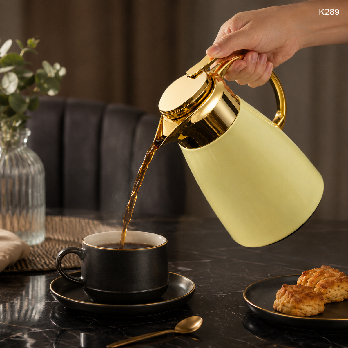 K289 golden carafe serving use case image