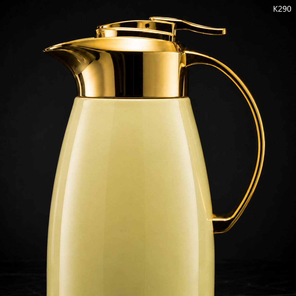 K290 golden carafe close up detail
