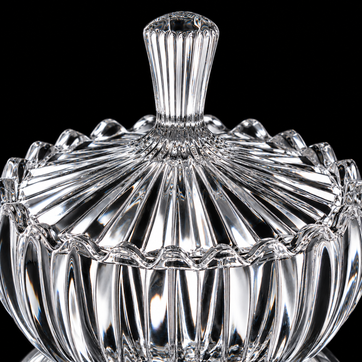 Crystal candy bowl lid close-up