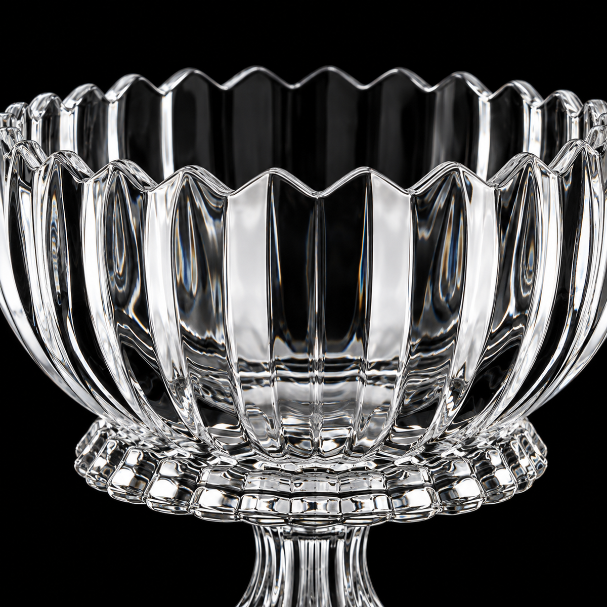 K-472 ribbed crystal rim close-up