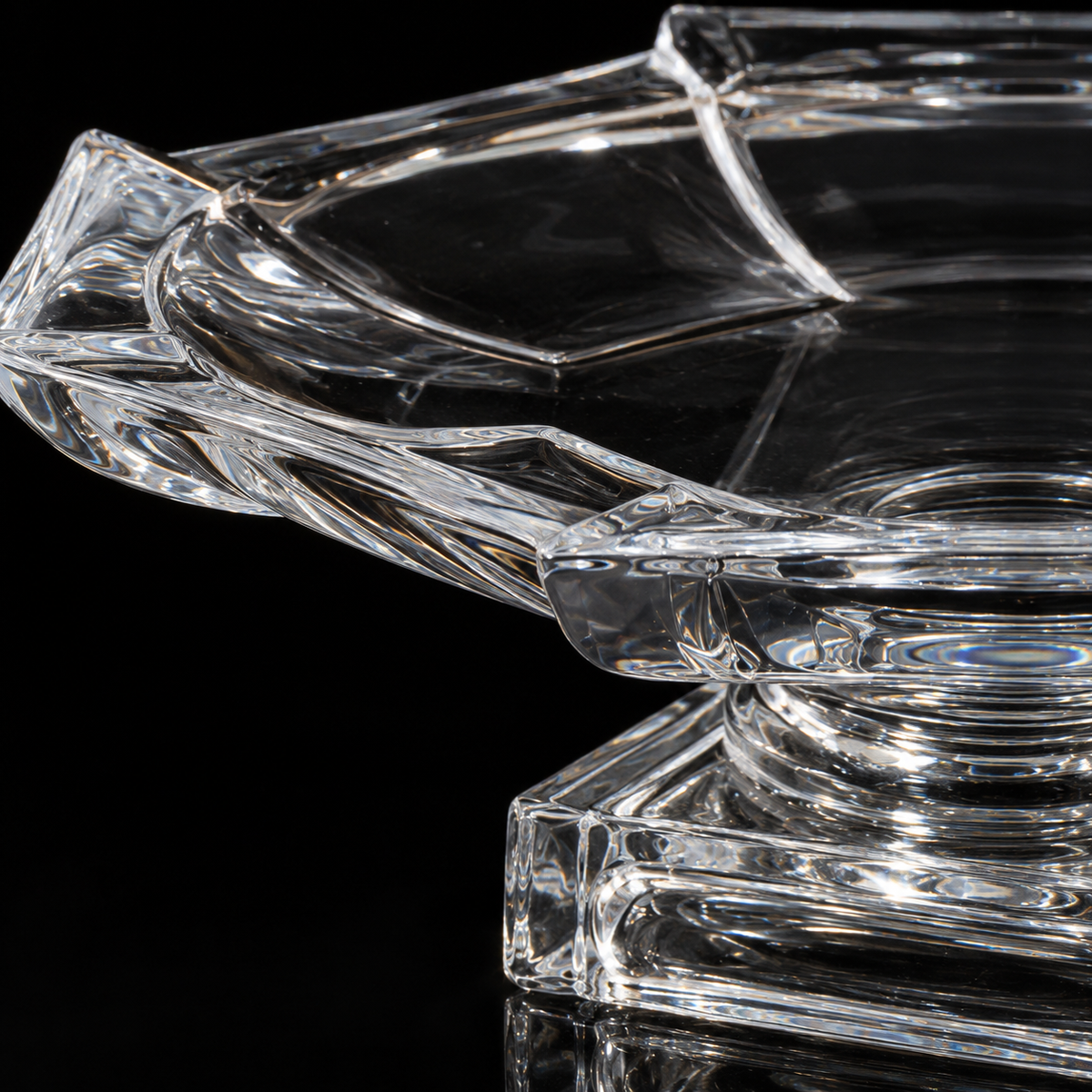 Crystal platter close-up