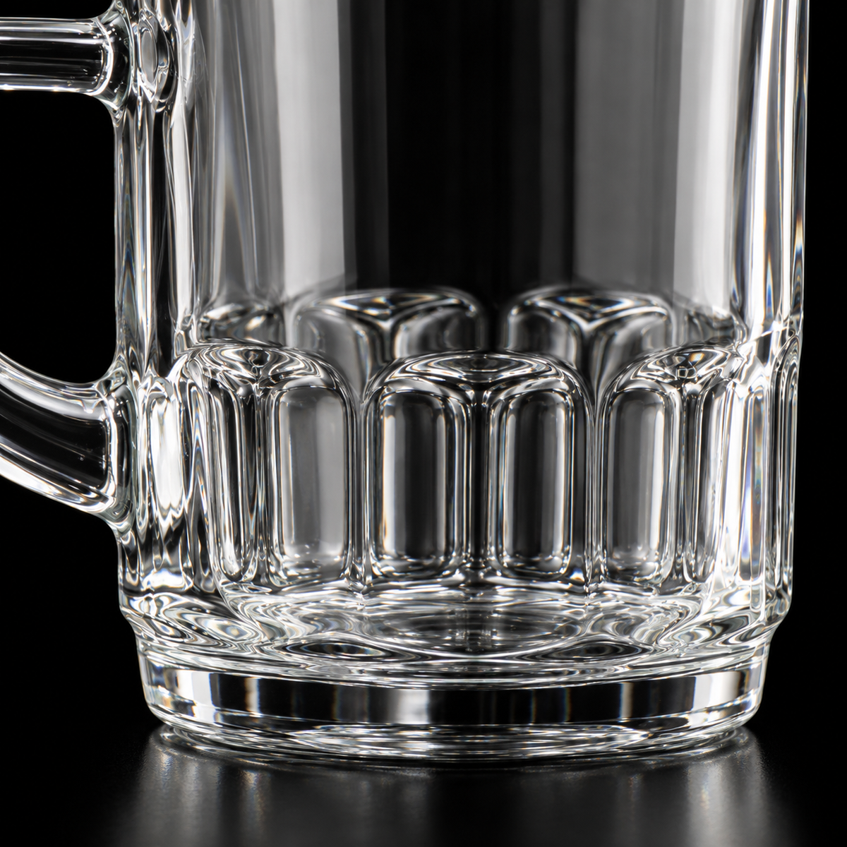 M-102 glass mug fluted base close-up