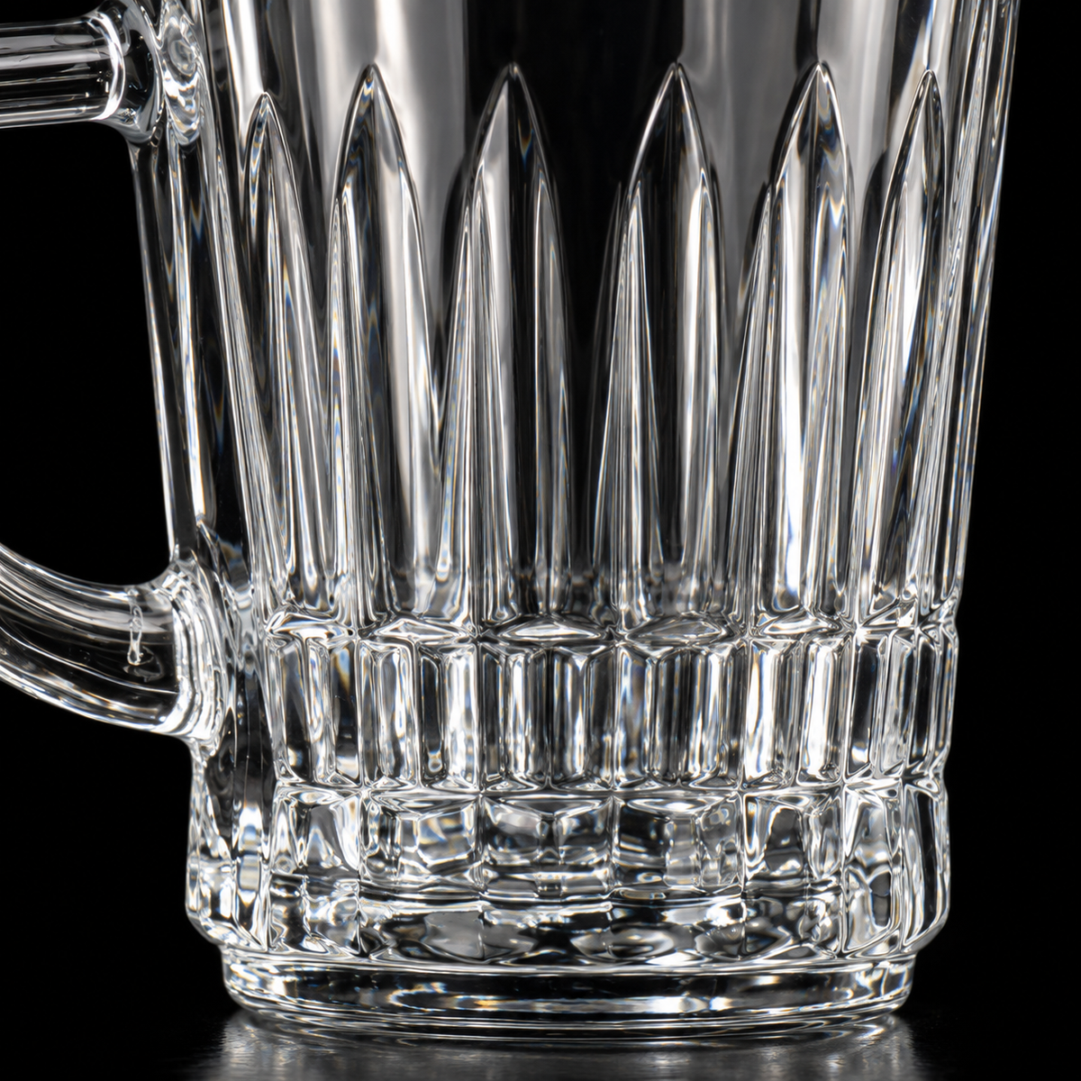 M-106 glass mug cut detail close-up