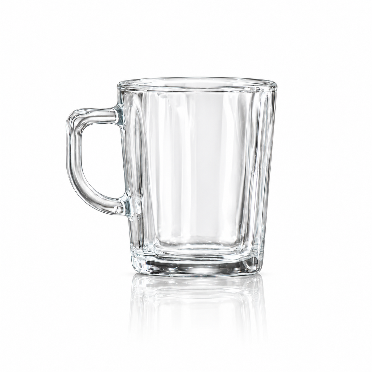 M-122 tapered glass mug on white