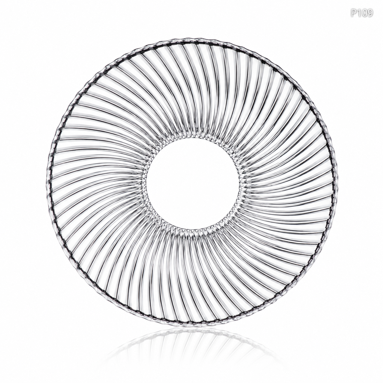 P109 white background ecommerce plate
