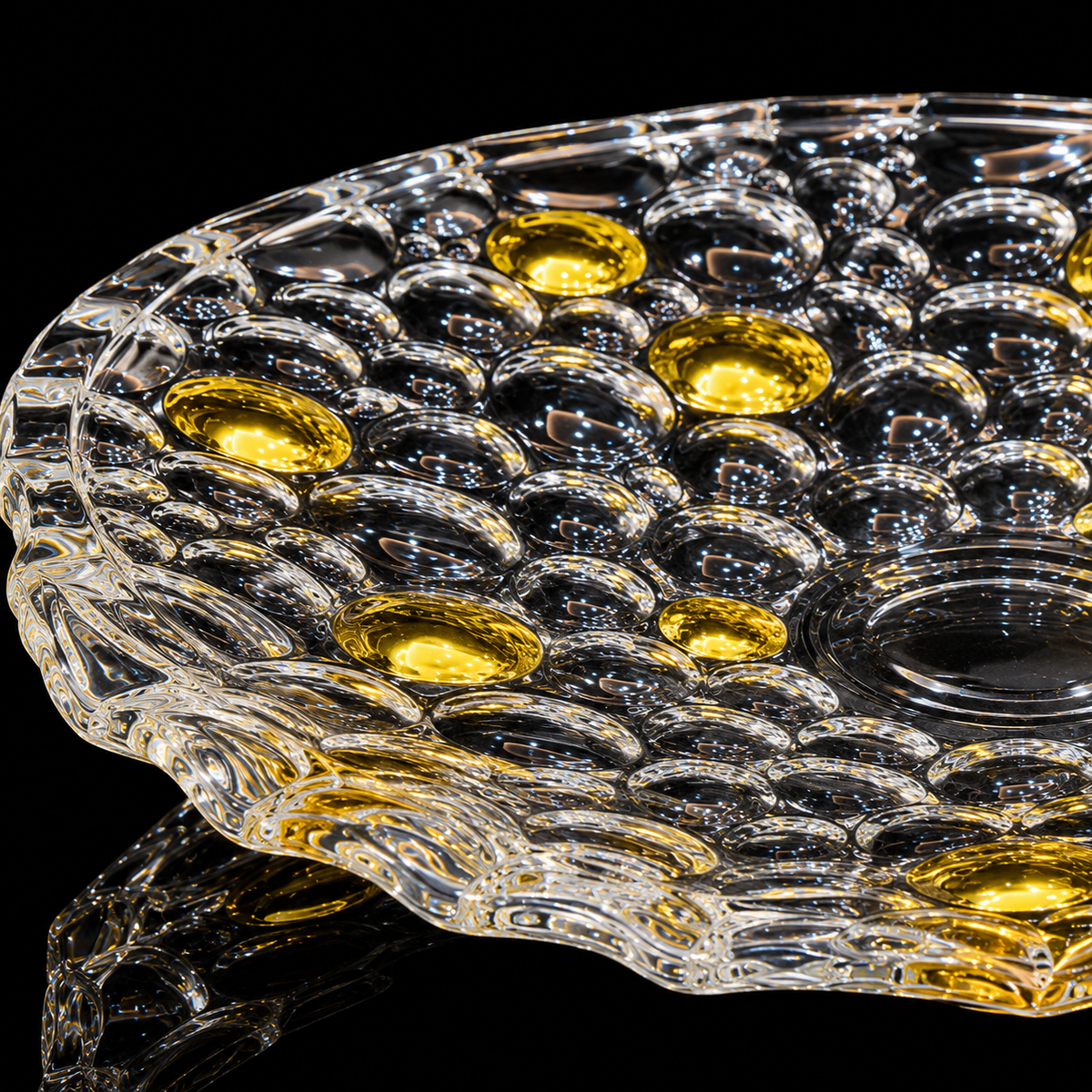Serving Plate detail