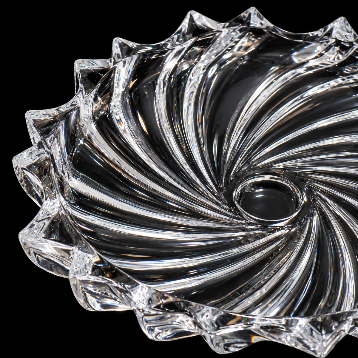 Serving Plate detail