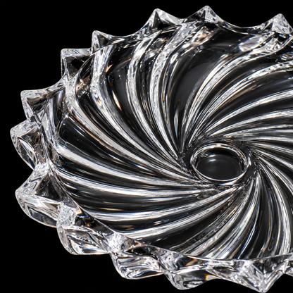 Serving Plate detail