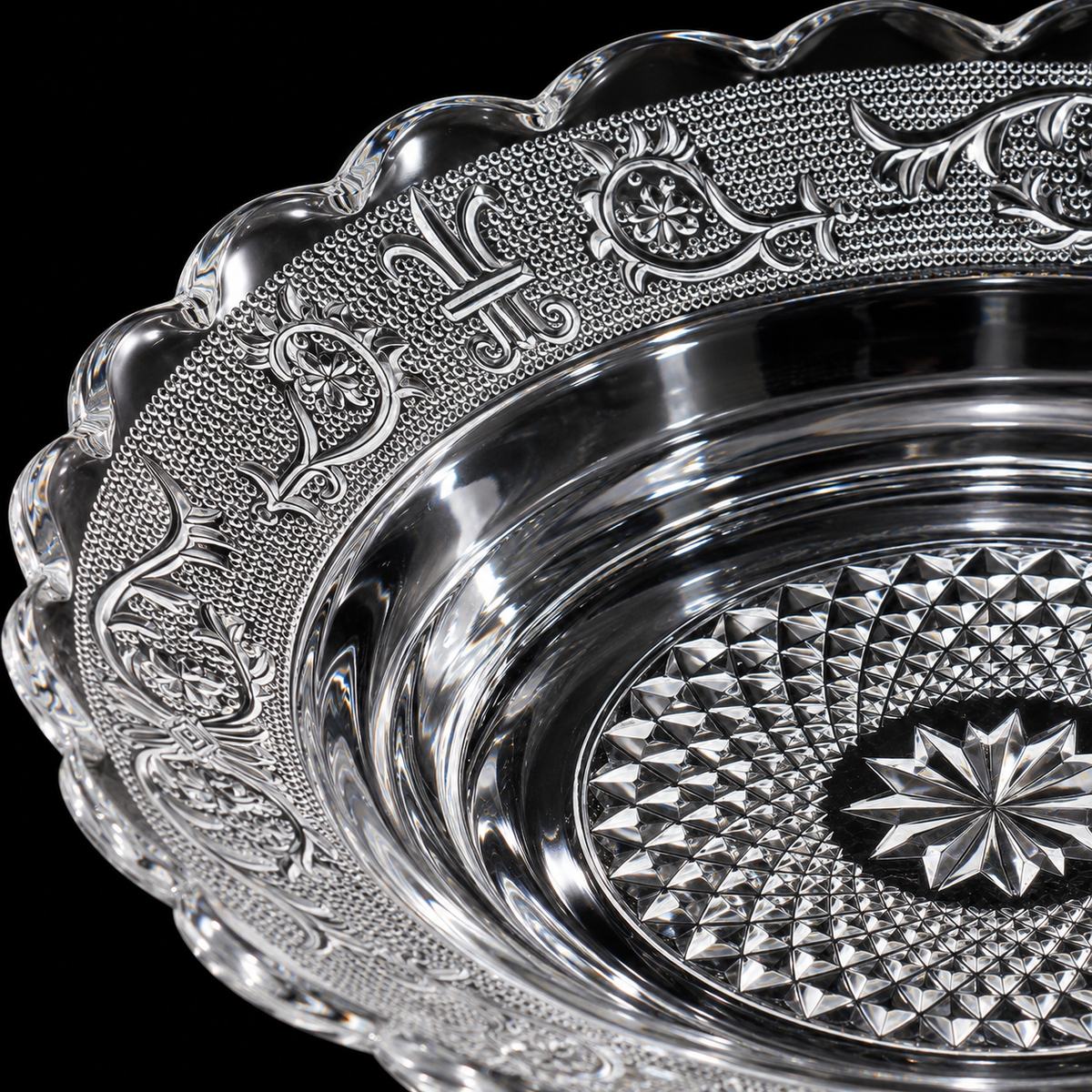 Serving Plate detail