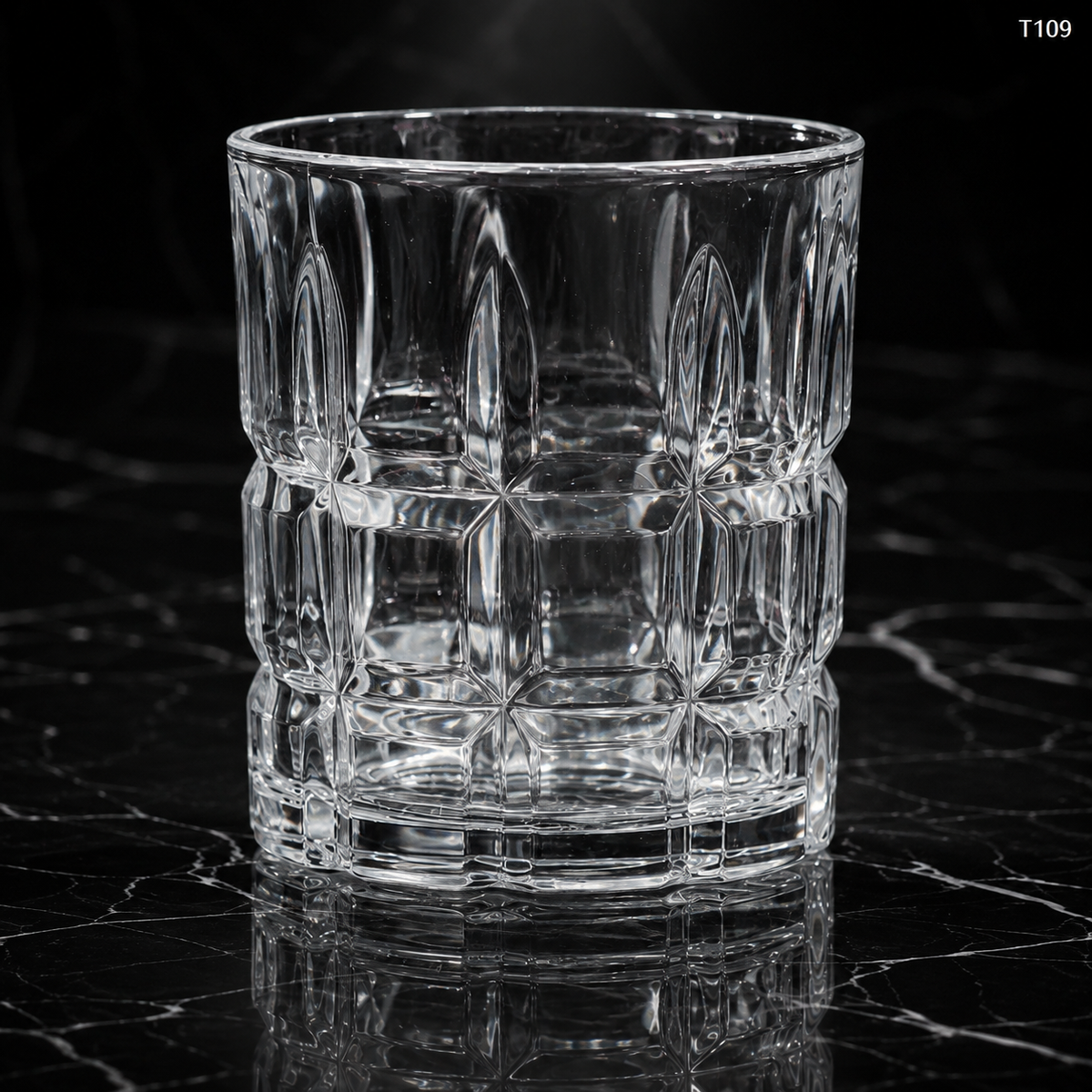 T109 old fashioned lowball glass close-up