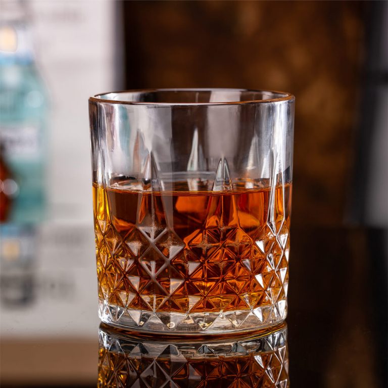 Whiskey deals tumbler glass