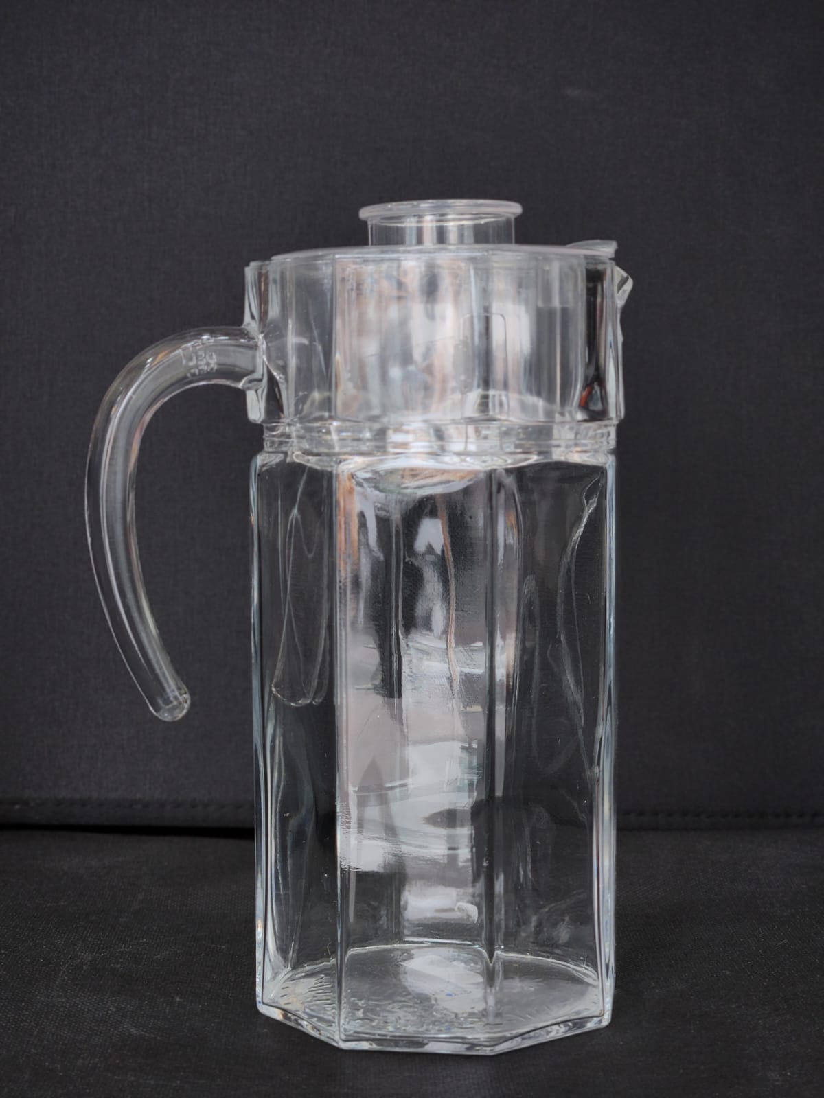 J-704-Glass Jug with Lid